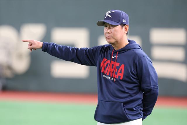 1차전 선발 소형준 “1,200만 관중 책임감 갖고”··· 류지현 감독 “최고 인 기 스포츠답게”