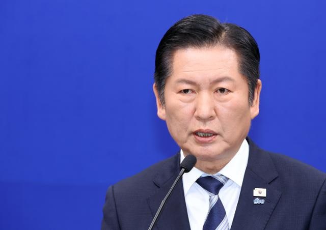 이 대통령·정청래, 미묘한 균열... 검찰개혁법 수정 둘러싸고 당청 갈등 전조?