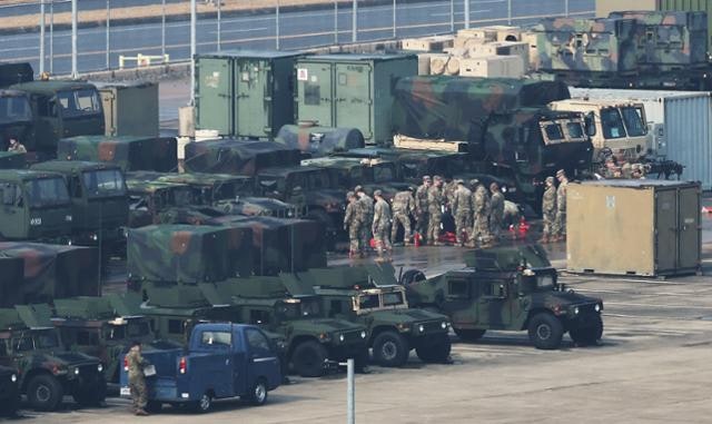 한미동맹, 지금은 '연루' 아닌 '방기'를 걱정해야 할 때다 [무기로 읽는 세상]