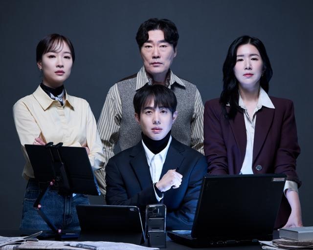 "정치는 썩어도 이야기는 남는다"… 서울시극단장 이준우 첫 연출 '빅 마더'