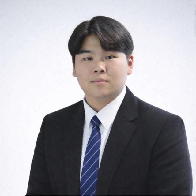 경남 김해시의원 예비후보로 등록한 18세 김태훈군. 페이스북 캡처