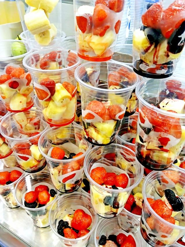 경남도, 4년 만에 초등학생 '컵 과일' 간식 지원 재개