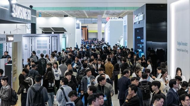 [뉴스룸에서] K배터리, 동트기 전이 어두운 법