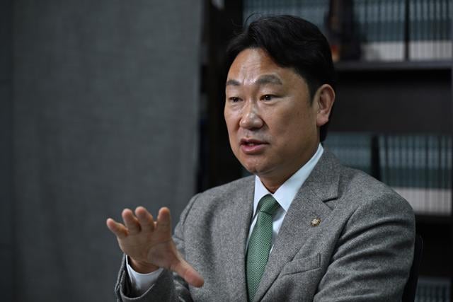 [인터뷰] 곽상언 "노무현 소환하는 정치인, 국민엔 죄책감 주고 이익 얻어"