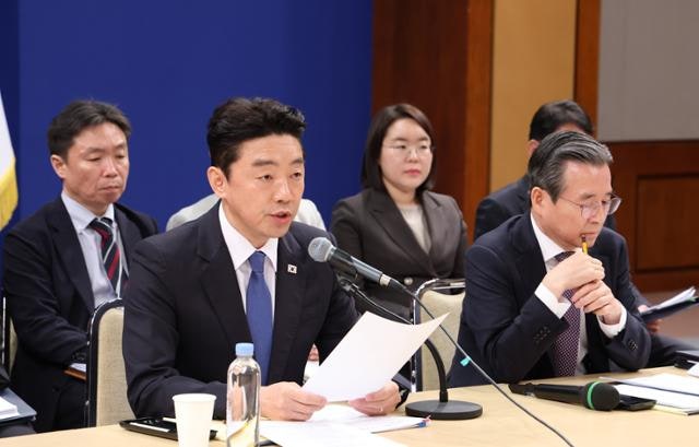 '원유·나프타 수급 총력전' 나선 강훈식... 카자흐 오만 사우디 방문