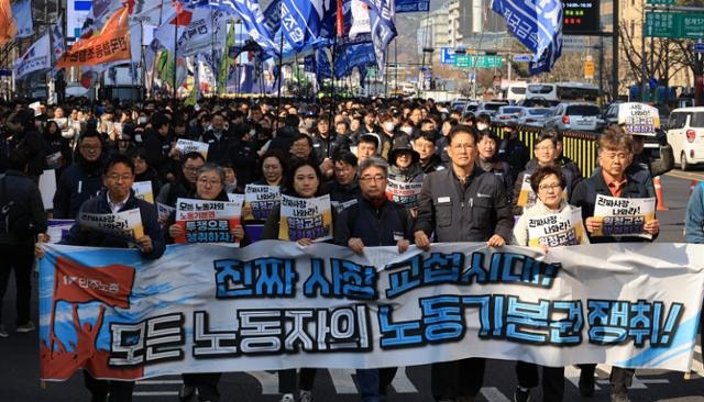 [사설]   포스코 3개 하청 노조 교섭...노봉법 혼란 최소화를