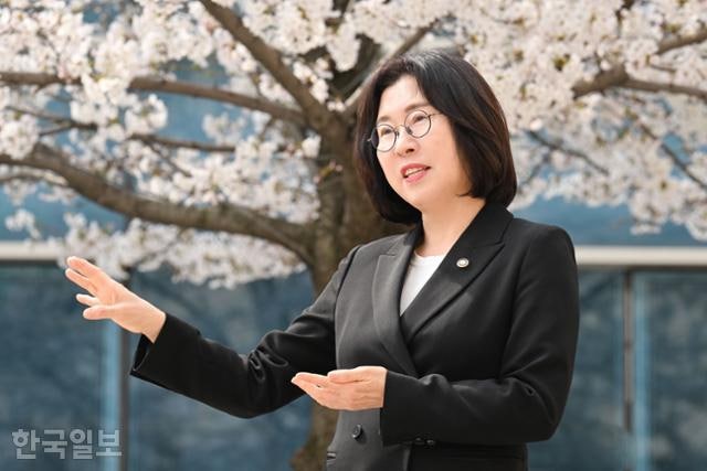 선배 상갓집 가다가 기상청으로 내달린 사연…33년 전문가의 '날씨 짝사랑'