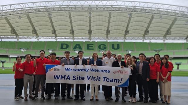 91세 호주 할아버지도 스파이크 신었다… 8월, 대구가 뜨겁다