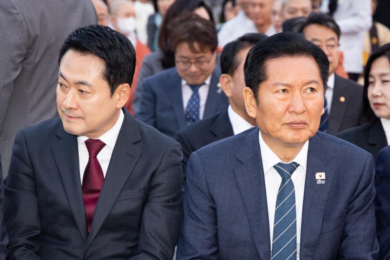 [사설] ‘정우 오빠’ ‘윤 어게인’... 당대표가 리스크 된 이상한 선거