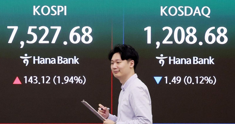 "주식해서 번 돈으로 집 샀다"… 코스피 불장에도 소비 잠잠한 이유