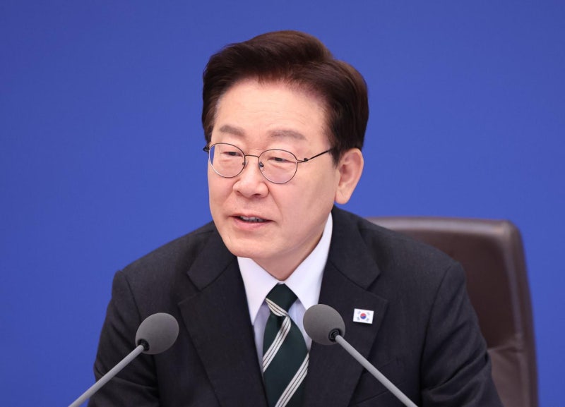 [이준희 칼럼] 정권 성쇠(盛衰) 가르는 분기점이 있다