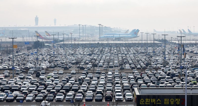 인천공항 주차난 이유 있었네… 공사, 직원 등에 정기권 3만장 남발