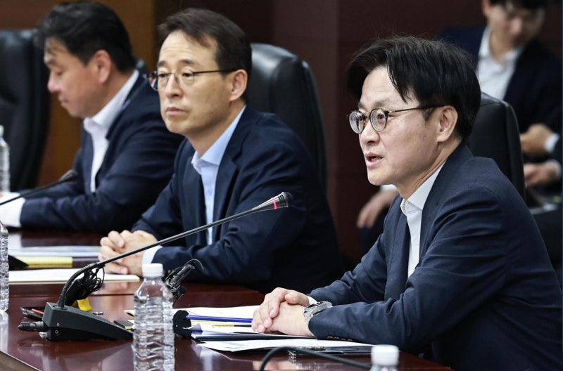 김정관 장관 "삼성전자 노조 파업 시 긴급조정 불가피"