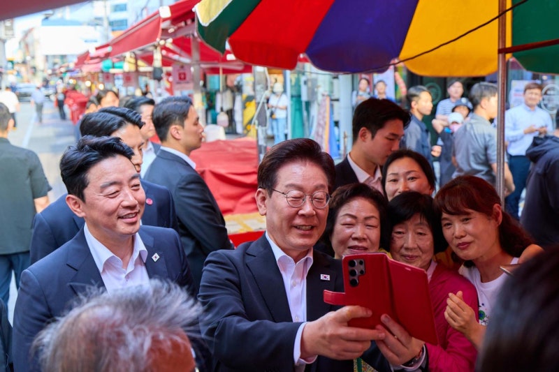 27년 전 영국 여왕 이어 일본 총리 온다... 외교무대로 뜨는 안동
