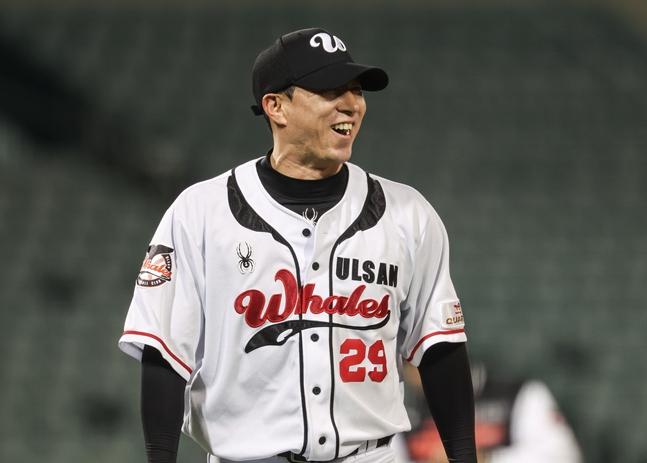 43세 고효준, 현역 최고령 될까...이적 시장 나오는 울산 웨일즈