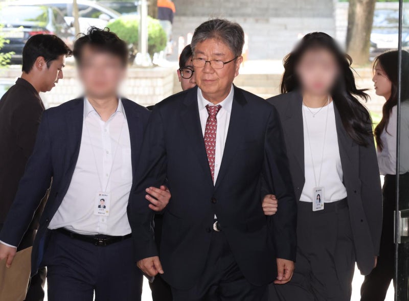 '관저 이전 의혹' 김대기·윤재순 구속... 종합특검 첫 피의자 신병확보