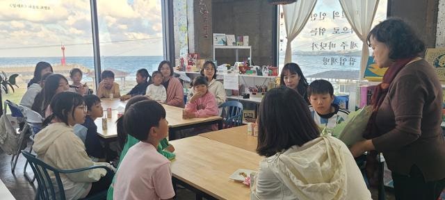 초등생, 제주 농어촌 유학 뜬다... 유학 연장률 90% 넘어