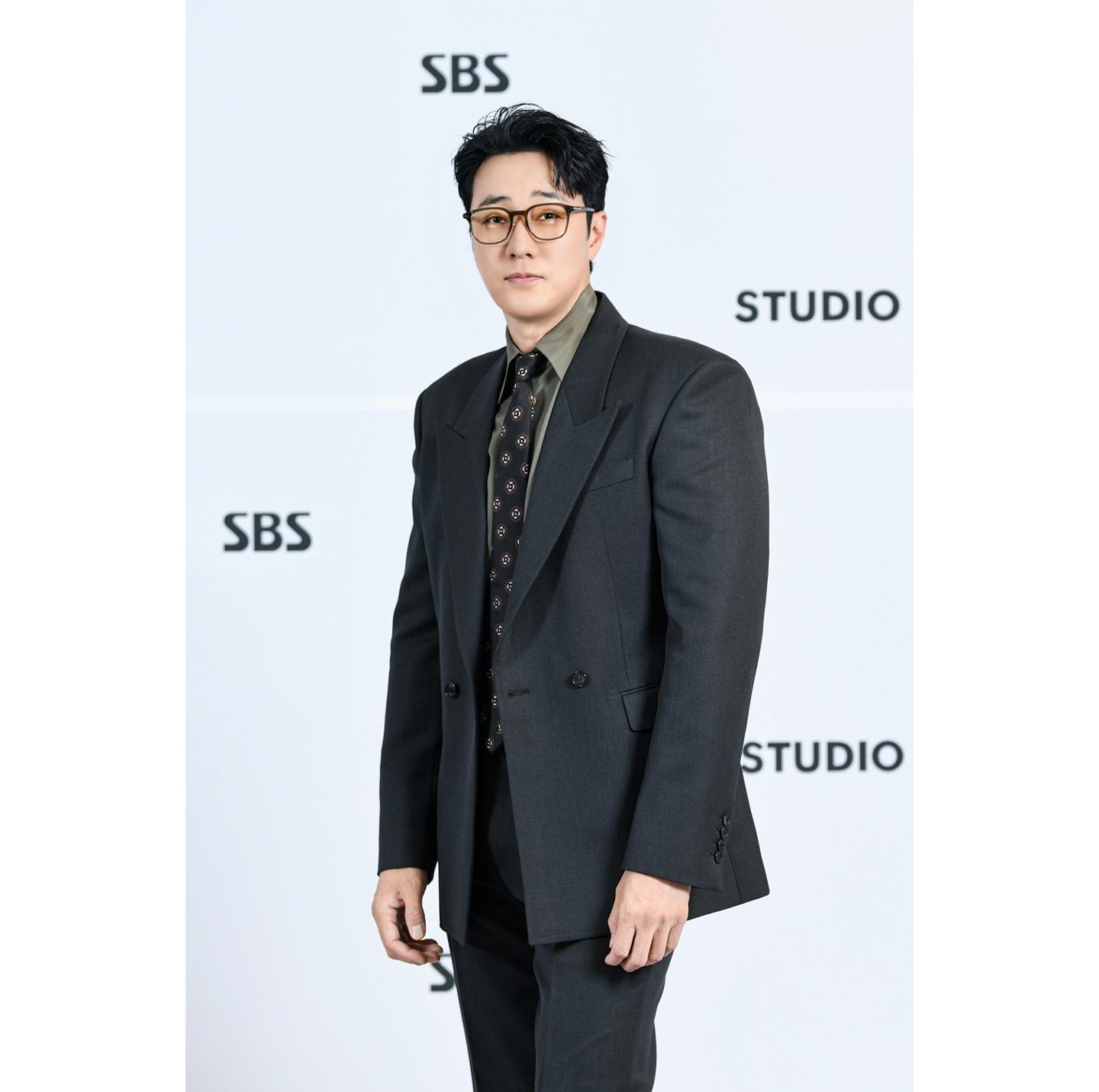 <b>소지섭</b>, 13년 만 <b>SBS 복귀</b>에 "데뷔도 <b>SBS</b>… 친정 같아"