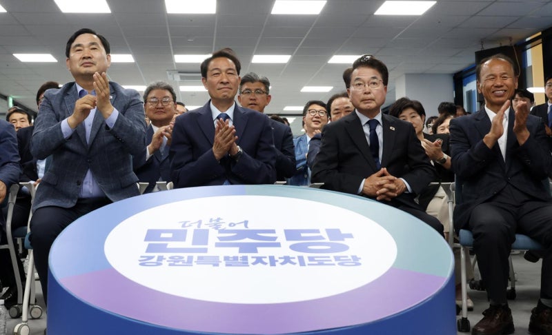 탈환 노리는 우상호, 김진태에 2.6%p 앞서 접전... 제주는 민주 승리 예측 [출구조사]