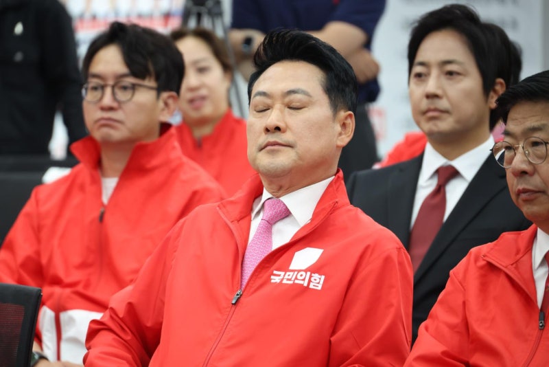 [사설] 국민의힘, 지도부 교체와 통합 외에 답 있나