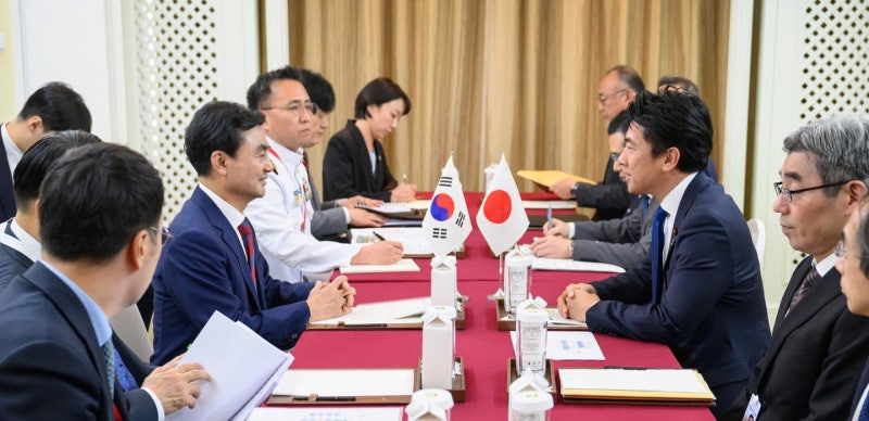 일본에 뒤처진 한국의 대외경제협력 구조[4강의 시선]