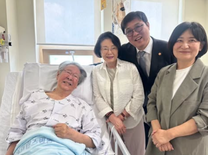 '건강 이상설' 씻어낸 최불암 근황… "특유의 '파하' 웃음 여전해"