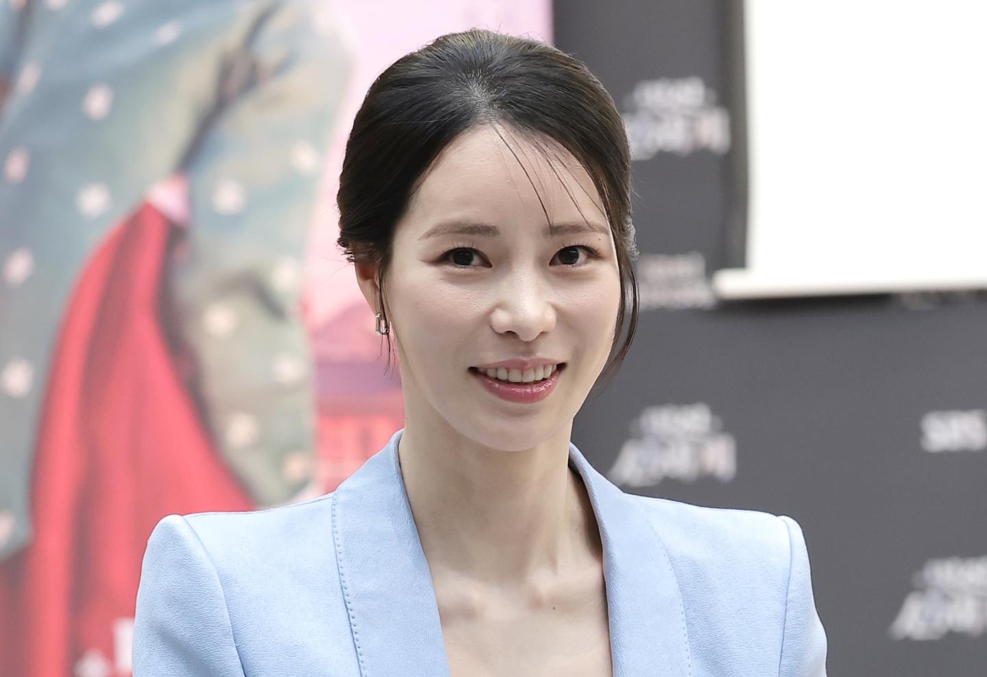임지연 "데뷔작 '<b>인간중독</b>', 준비 안 된 채 쓴 왕관" 고백