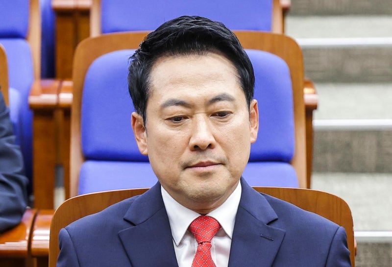 국민의힘 의원들, 의총에서 장동혁 사퇴 성토…광역단체 <b>7곳</b> <b>선거 소청</b>...