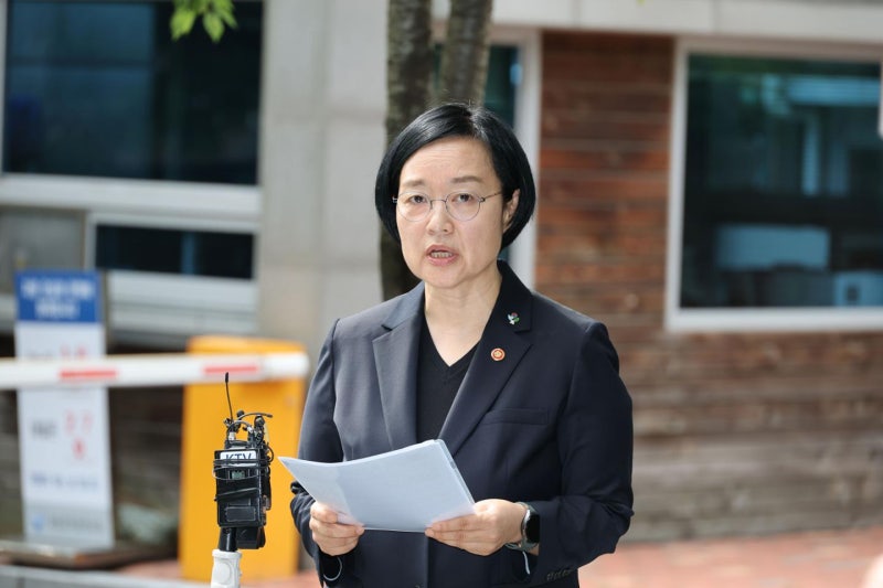 한성숙 총리 후보자, '모두의 창업' 정보유출에 "진심으로 사과"