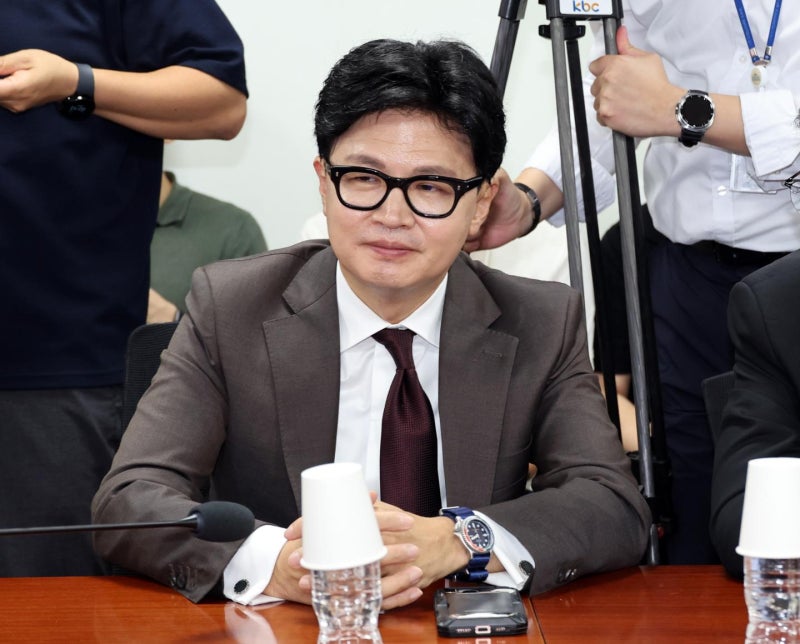 한동훈 "이 정도면 범죄"… 출국금지 또 연장한 종합특검에 반발