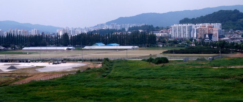 '여의도 3배' <b>광주 군공항</b>, 무안으로 이전해야 반도체 공장 짓는다