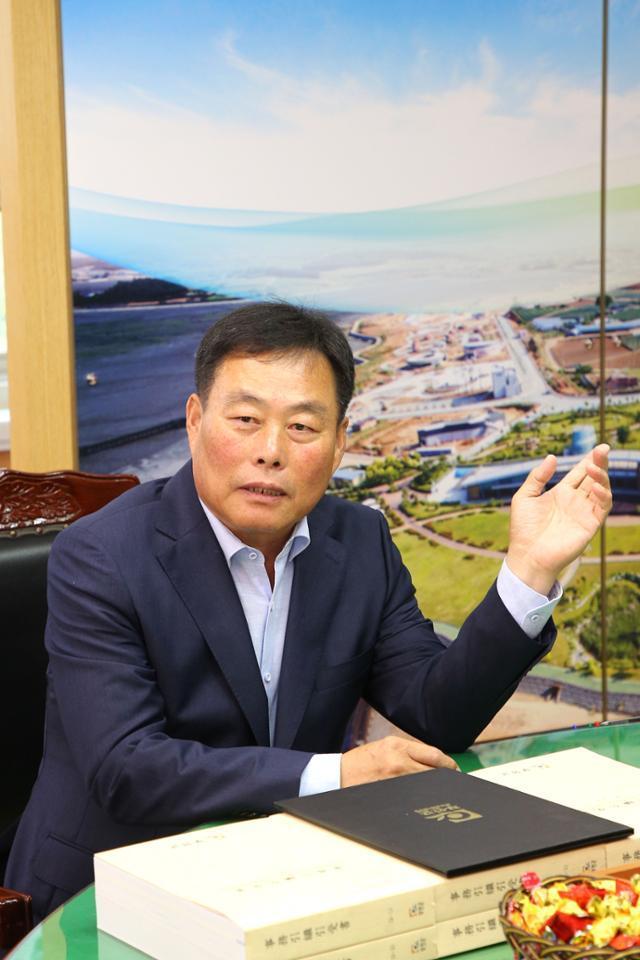 김산 무안군수. 한국일보 자료사진