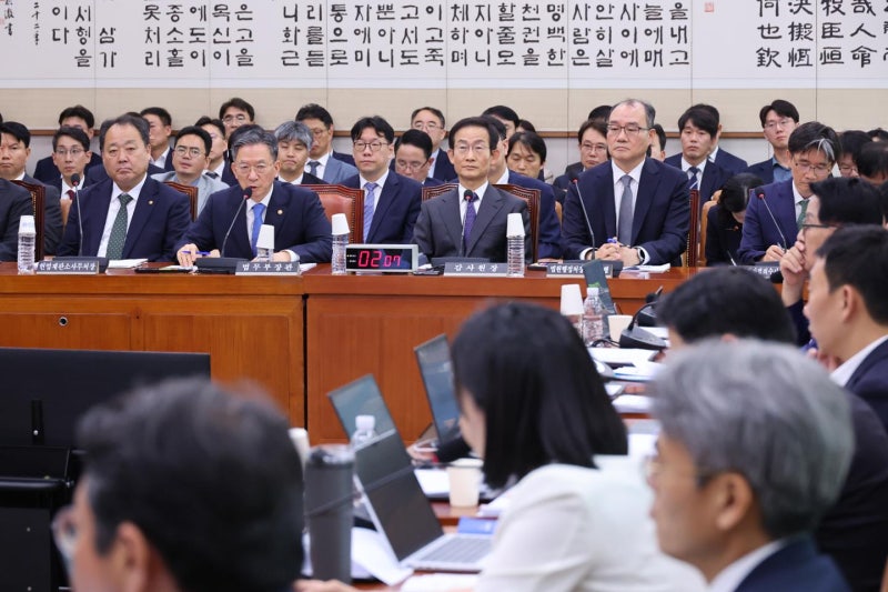 형소법 개정 속도 내는 민주당··· '장윤기 사건' 계기로 신중론도 고개