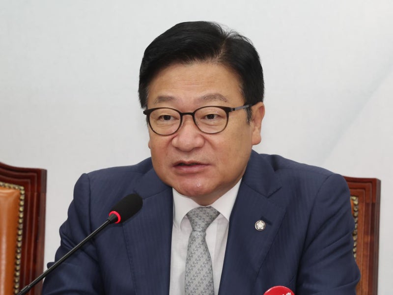 안규백 '군무이탈 의혹' 재점화에… 野, 청와대 인사검증 공세
