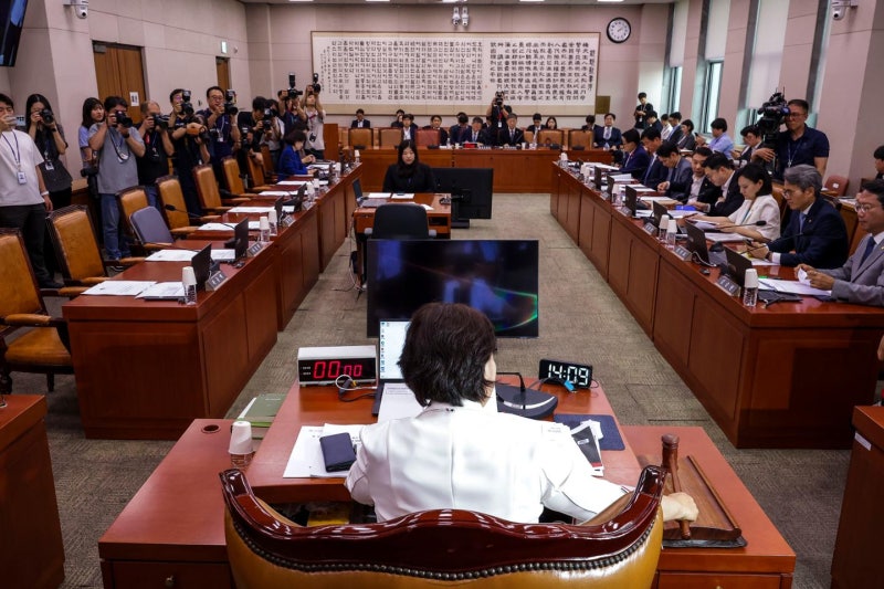 2차 종합특검 '30일 추가 연장' 법안, 與 주도 법사위 통과