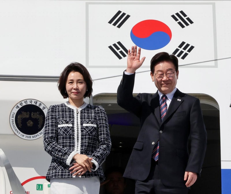 <b>이 대통령</b>, 브라질 '국빈 방문' 마치고 <b>칠레</b>로...FTA 현대화 논한다