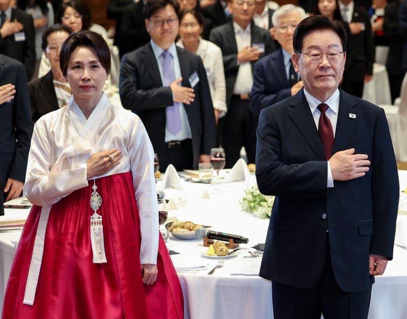 이 대통령 "올해 간호사 파독 60주년... 독일에 韓 성실함 알려"