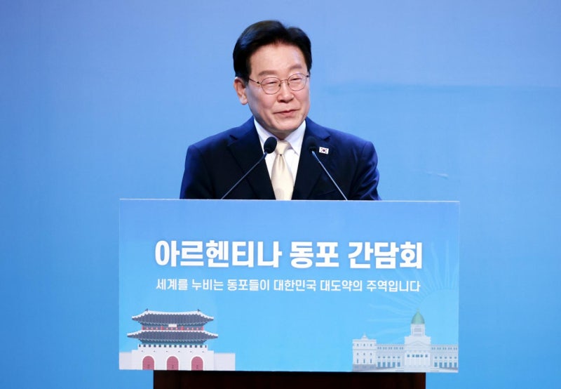 [뉴스룸에서] '만기친람' 이 대통령의 침묵