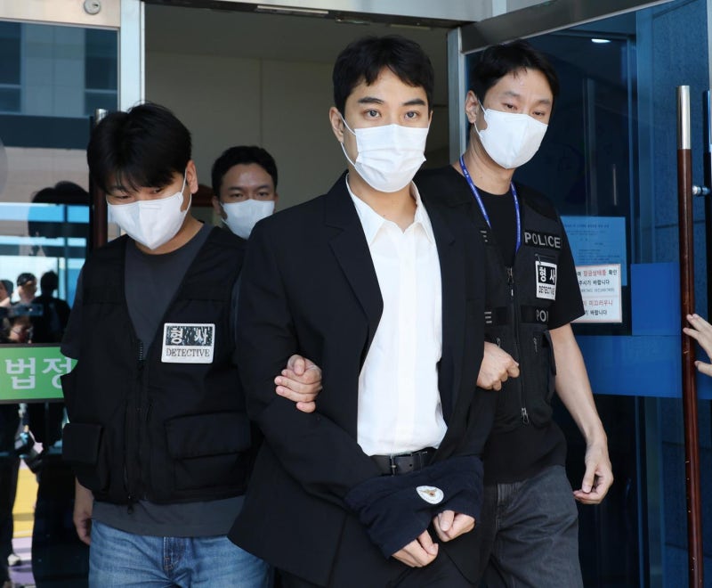 최영중 전 청주시의원 휴대폰서 추가 범행 정황… 경찰 수사 확대