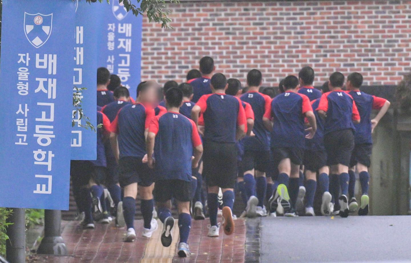 [봉황대기 개막 D-3] ‘5·18 조롱 응원 구호’ 그 후-조롱과 혐오로 잠식된 학생스포츠