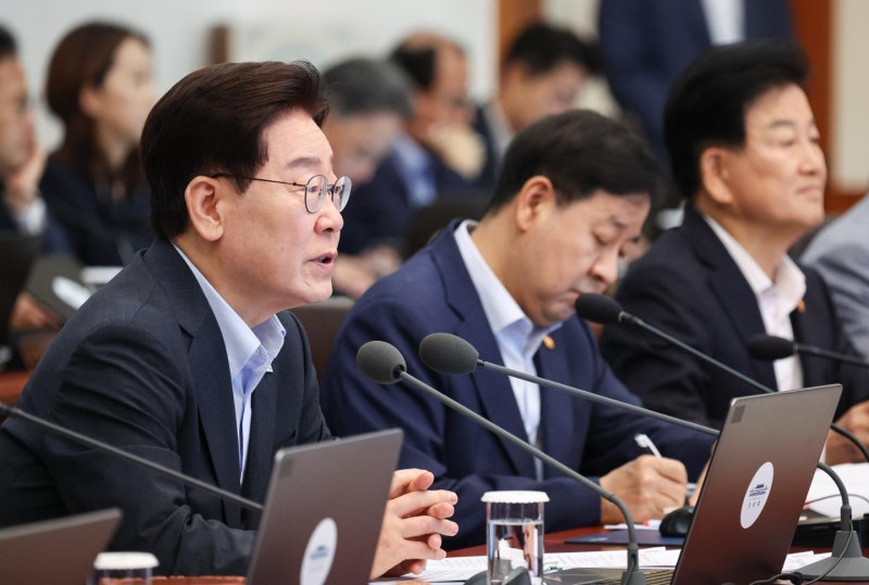 [속보] 이 대통령, '檢보완수사권 폐지' 국무회의 원안 의결