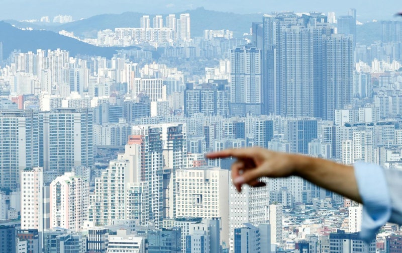 폐교 부지부터 그린벨트까지 '영끌 대책' 나오나… 주택 공급 총력전