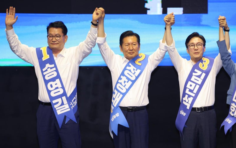 '2연승' 김민석, 대세론 성큼... "도와달라" 정청래, 호남서 역전 노린다