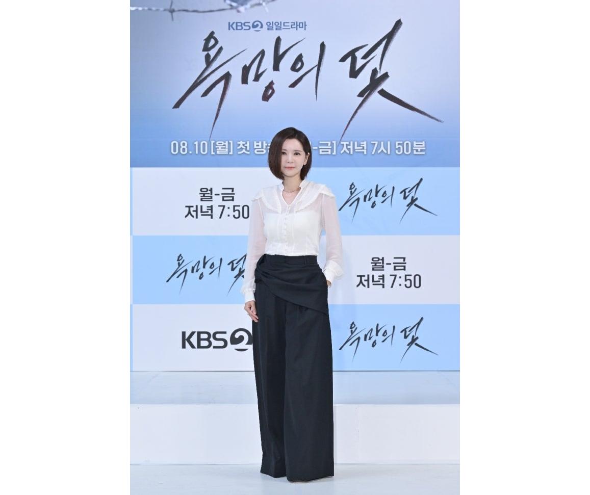 '아내의 유혹'은 잊어라… '<b>욕망의 덫</b>' <b>빌런</b>으로 돌아온 <b>장서희</b> [종합]
