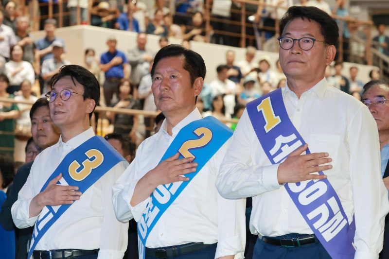 "사위" "아들""DJ 직계"… 승부처 <b>호남</b>서 '적통' 강조한 與 당권 주자들