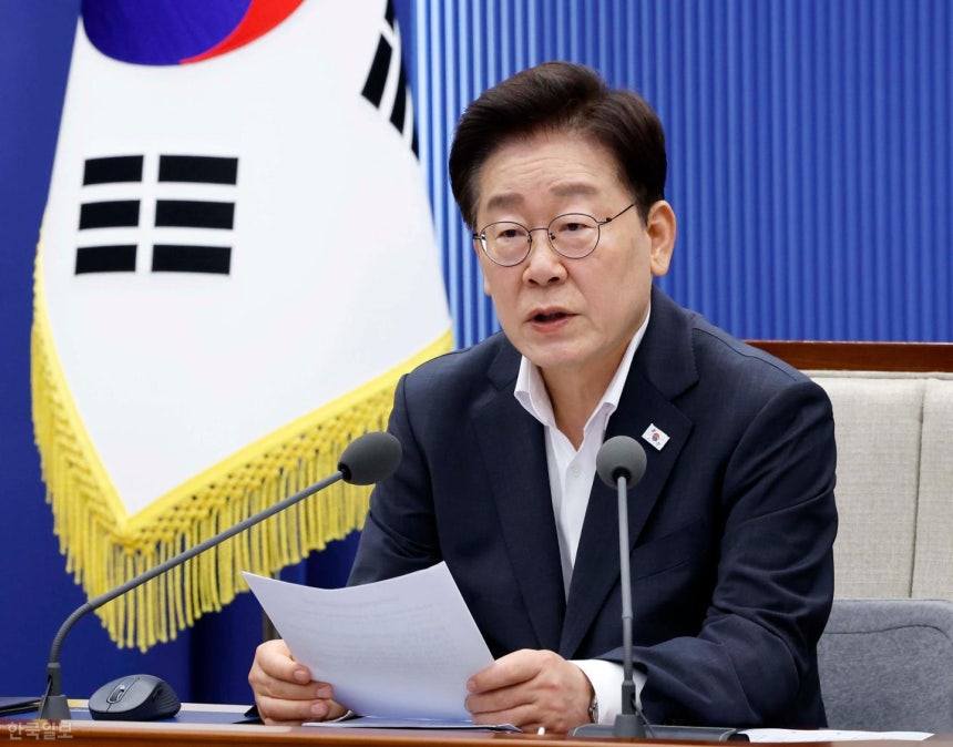 이재명 대통령이 21일 청와대에서 열린 정부 출범 이후 첫 반부패정책협의회에서 발언하고 있다. 왕태석 선임기자