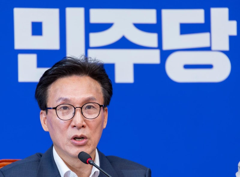 '팀정청래 싹쓸이' 전대 여론조사에 칼 빼든 김민석… 친청계 "경선 불복이냐"