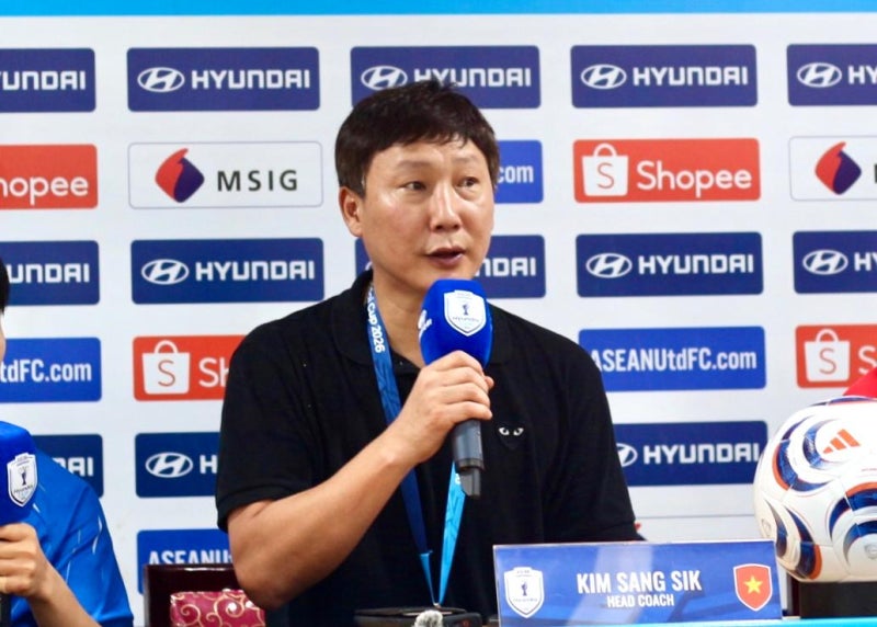 겸손과 끈기로 베트남 축구 새 역사 썼다… "오늘만큼은 '킹상식'"