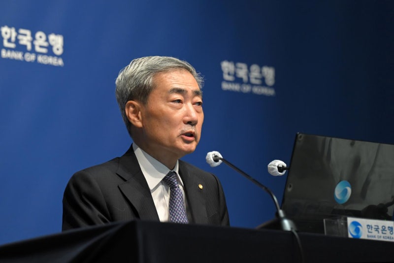 기준금리 3% 시대 다시 열렸다…2000조 가계빚 이자 부담 '비상'