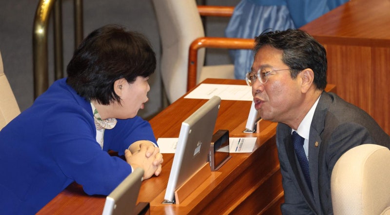 [사설] 김승원, 공소취소용 법무장관 우려에 부적절한 청탁까지